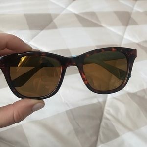 Lily Pulitzer tortoise sunglasses